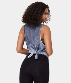 Halara נשים חזיית ספורט נשפכת ללא שרוולים XX0PF1703 בגדים פעילים קצת כחול