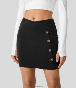 Halara נשים חצאית מיני קז'ואל עם כפתור דקורטיבי בגזרה גבוהה XX0PF572 הַלבָּשָׁה שָׁחוֹר