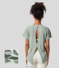 Halara נשים חתוך טופ ספורט טניס אקארד XX0PF1862 בגדים פעילים ירקן