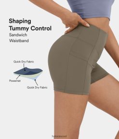 Halara נשים מכנסי יוגה אופנוען קצרים 3 אינץ' עם מותן גבוה בצורת V XX0PF1428 בגדים פעילים חום חציר