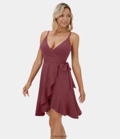 Halara נשים softlyzero אוורירי עמוק צוואר V צווארון V מתכוונן רצועה ללא גב חגורת סלסול שולי שמלת מגע מגניב שמלת קז'ואל ללא תחתונים XX0PF1170 הַלבָּשָׁה קורדובן