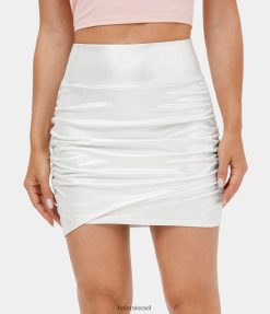 Halara נשים softlyzero דמוי עור עם מותן גבוה הדפס נייר כסף 2 ב-1 נמתח 2 ב-1 חצאית קז'ואל קז'ואל XX0PF587 הַלבָּשָׁה עור בהיר צף לבן